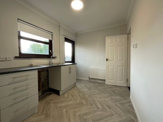 2 Benview Drive, Belfast , BT14 8HS - Photo 1