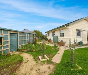 4 Hastings Street, Wendouree - Photo 5