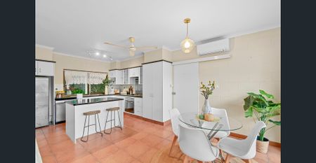 Modern Family Home in Quiet Cul-de-Sac - Photo 4