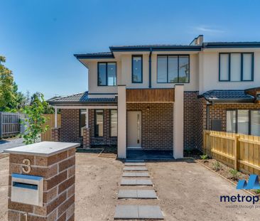 1/3 Churchill Avenue, CHADSTONE, VIC - Photo 6
