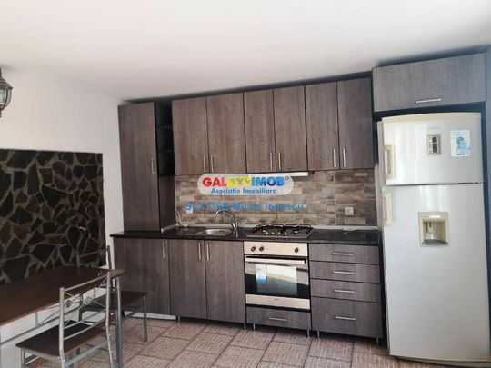 Vila 3 camere Crangasi - Photo 1