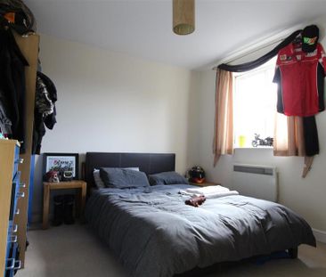1 bedroom flat to rent - Photo 2