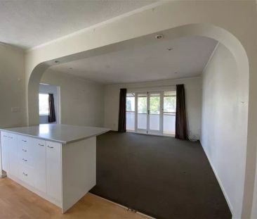 Epsom - One bedroom unit - Photo 2