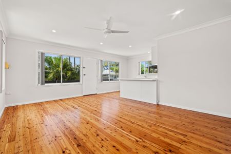 Charming home in heart of Empire Bay - Photo 2