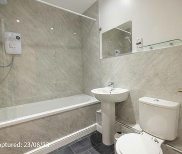 24 Phoenix Boulevard - Photo 3