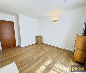Tanfields, Vachel Road, Reading, RG1 - Photo 6