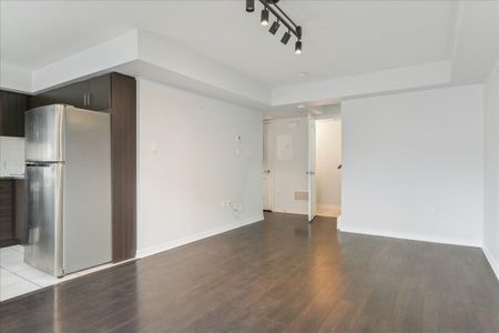 For Lease - 2441 Greenwich Road Unit# 121, Oakville, Ontario - Photo 2