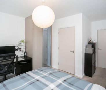 2 bedroom flat to rent - Photo 6
