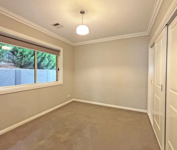 Low Maintenance Townhouse - Photo 2