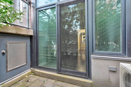 For Lease - 13 Oak Street, Toronto, Ontario - Photo 3