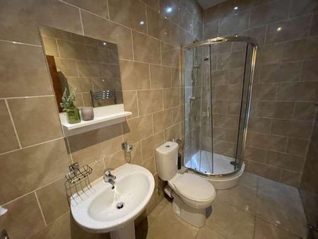 Birstall Road, L6 - Photo 2