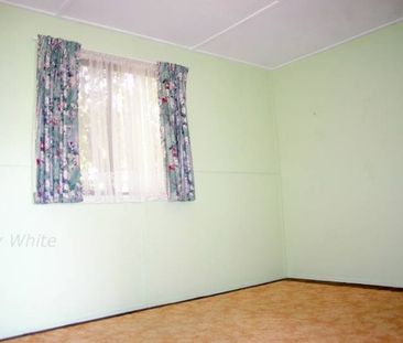 Walk to the water - Photo 6