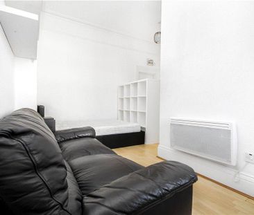 Studio to rent - Photo 4