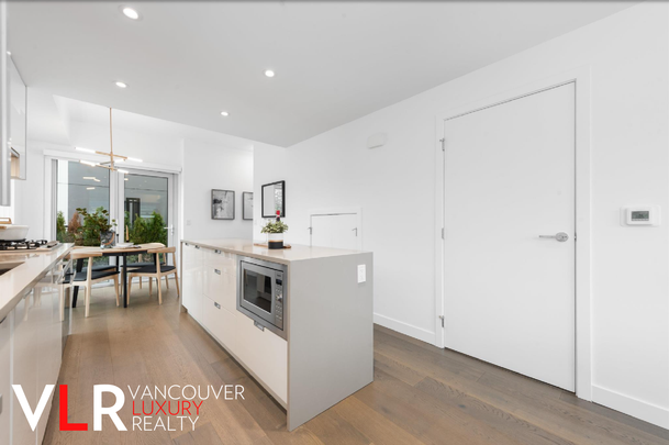 6308 Cambie Street - Photo 1