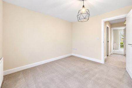 2 bedroom terraced house to rent - Photo 4