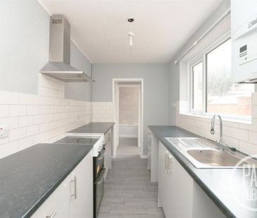 3 bedroom terraced house to rent - Photo 6