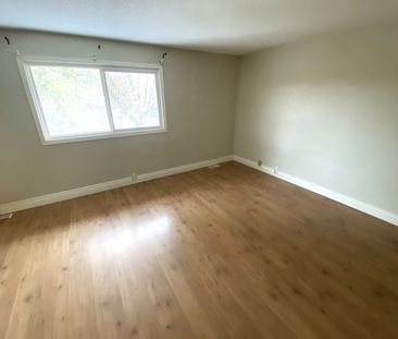 1644 37 Street Northwest - Photo 5