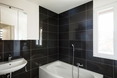 Modern, helle 4.5-Zimmer-Wohnung - Photo 3