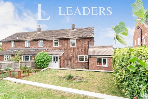 3 bedroom semi-detached house to rent - Photo 1