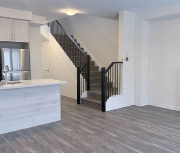 For Lease - 44 Seahorse Common, Cambridge, Ontario - Photo 2