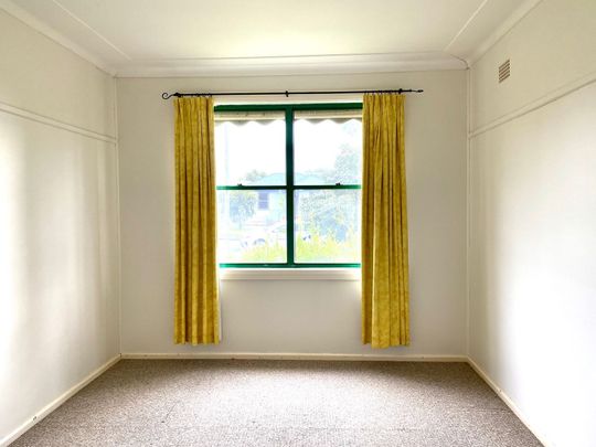 Three bedroom home in South Tamworth - Photo 1