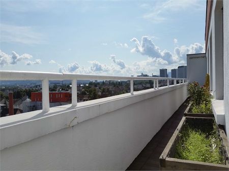 Location Appartement 101.56 M² SAINT-LOUIS 1 240 € - Photo 2