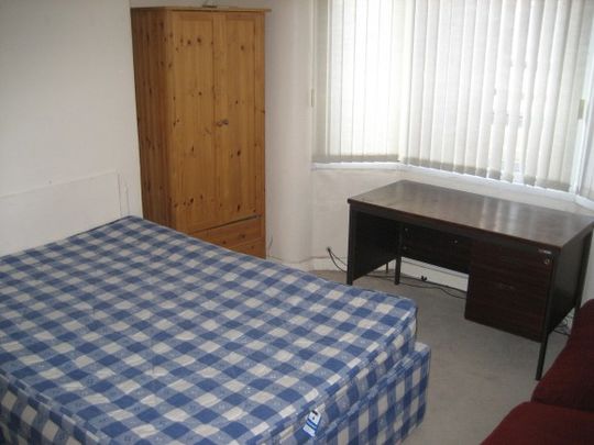 3 Bed Luxury Student Accommodation - StudentsOnly - Photo 1