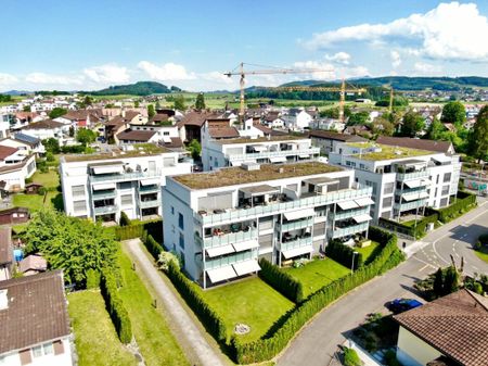 moderne 3.5 Zi.-Gartenwohnung im Dorfzentrum - Photo 3