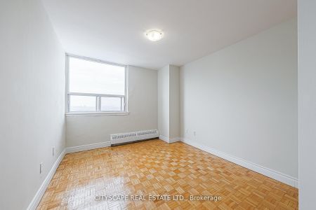 For Lease - 1442 Lawrence Avenue Unit# 816, Toronto, Ontario - Photo 5