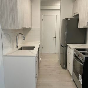 Westwood Towers - Photo 2