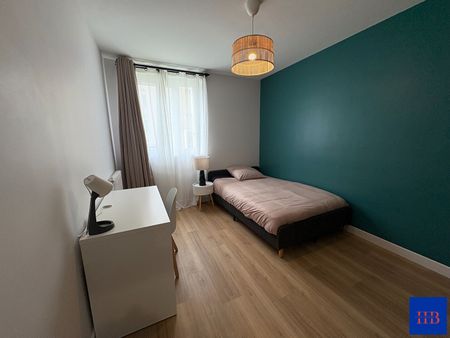 Location Appartement 6 pièces 93m² - Photo 5