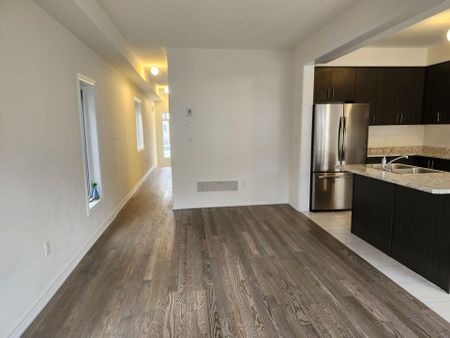 For Lease - 2521 Athena Path, Pickering, Ontario - Photo 3