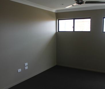 Deluxe Home in Mackay's Premier Estate - Photo 1