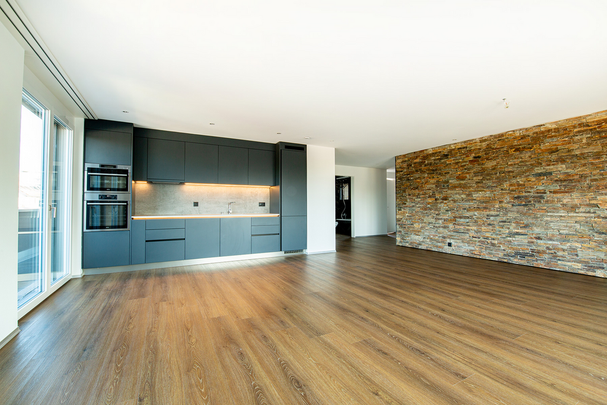 Sonnige Luxuswohnung in Riehen! - Photo 1