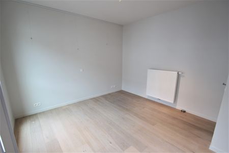 Zeer verzorgd twee-slaapkamer appartement met terras - Foto 2