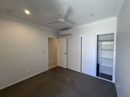 wo-Storey One-Bedroom Apartment for Rent in Springfield Lakes - Photo 4