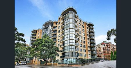 Spacious and Perfectly Positioned Apartment - Photo 3