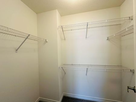 For Lease - 1518 Honey Locust Place, Pickering, Ontario - Photo 5