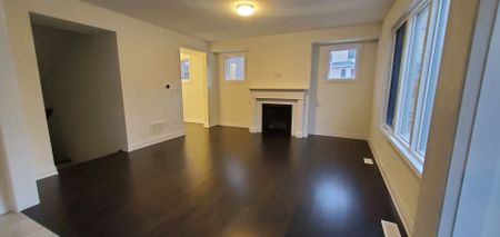 For Lease - 18 Kings hill Drive, Brampton, Ontario - Photo 2