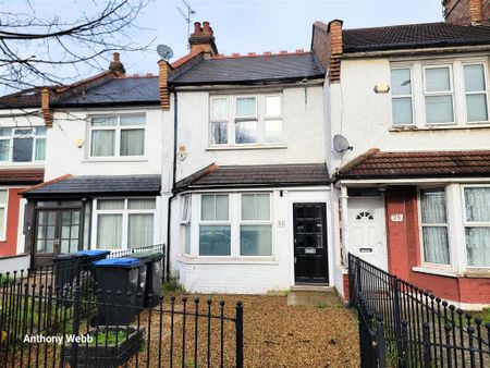 2 bedroom terraced house to rent - Photo 3