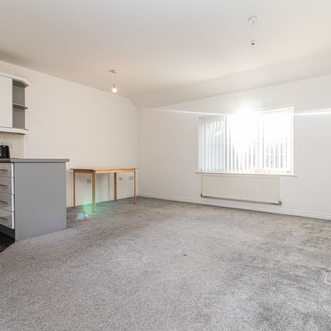 Watkins Square Llanishen, CF14 5FL, Cardiff - Photo 1