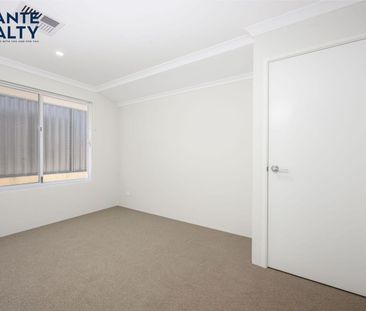 🌊 MODERN COASTAL LIVING IN NEW FAMILY HOME - Photo 2