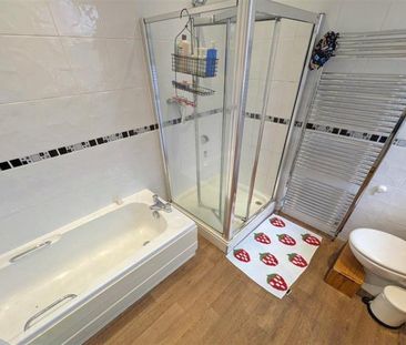 2 Bedroom Apartment To Let - Photo 2