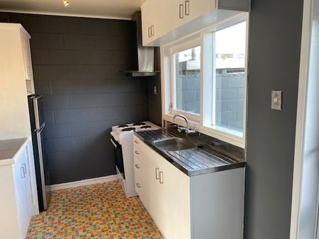 9/33 Frankmoore Ave, Johnsonville - Photo 2