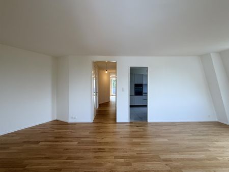 Wohnen auf 2 Ebenen – frisch renovierte 5.5-Zimmer-Maisonettewohnung - Photo 2