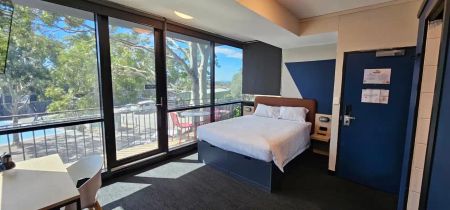 Greatest Balcony - Photo 2