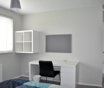 4 Bed Semi-Detached House, Thimbler Road, CV4 - Photo 1