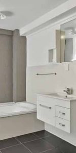 Four Bedroom House - Thames - Photo 3