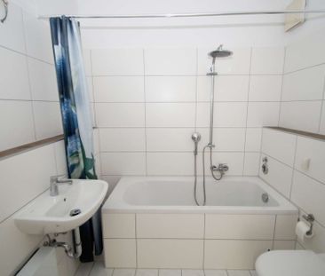 3-Zimmer-Wohnung – 5 Minuten vom Goitzschesee in bester Lage - Photo 4