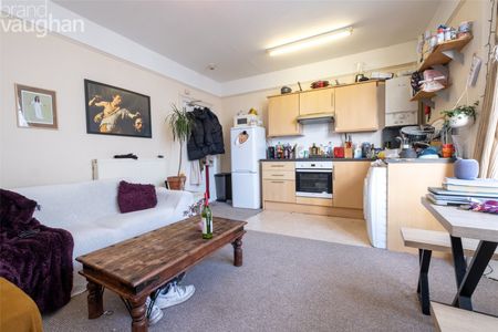 4 bedroom terraced maisonette to rent - Photo 4